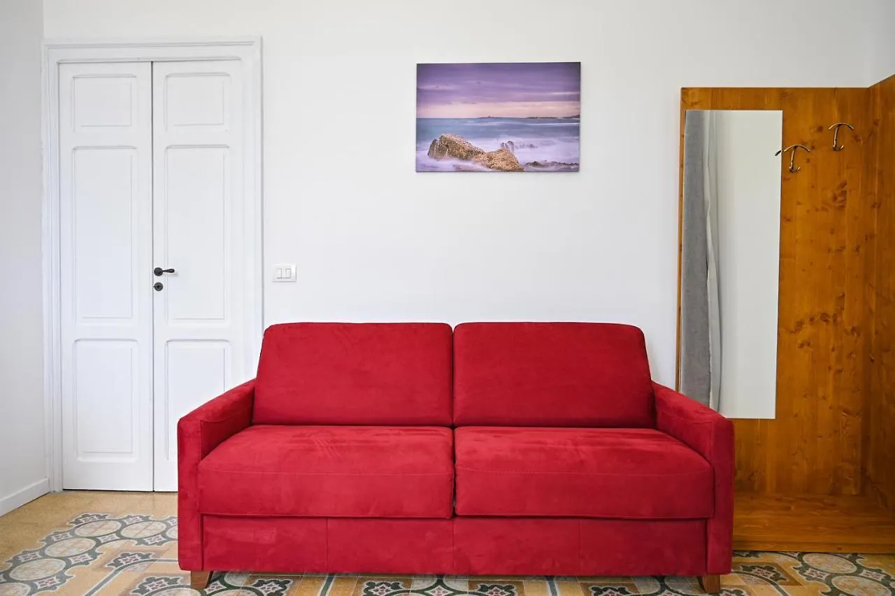 Guest house Dimora Savarino Marzamemi Suites With Pool